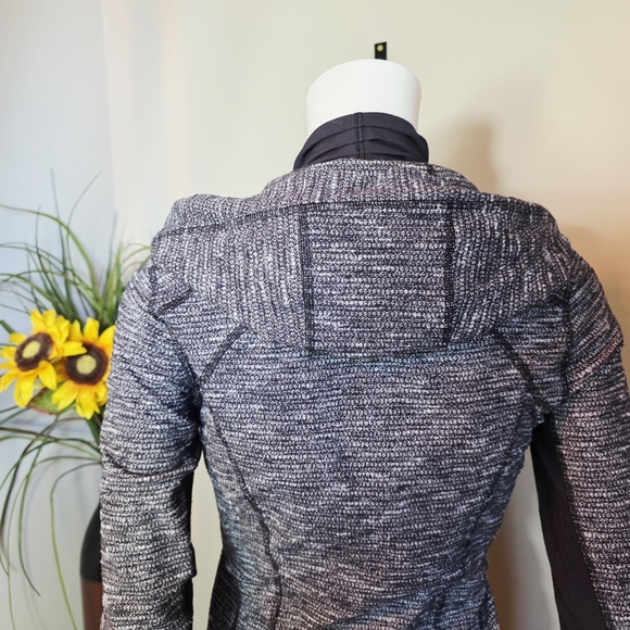 Lululemon Charcoal and Black Daily Practice Jacket - Picture 6 of 8